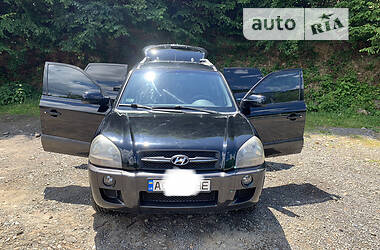 Внедорожник / Кроссовер Hyundai Tucson 2005 в Межгорье