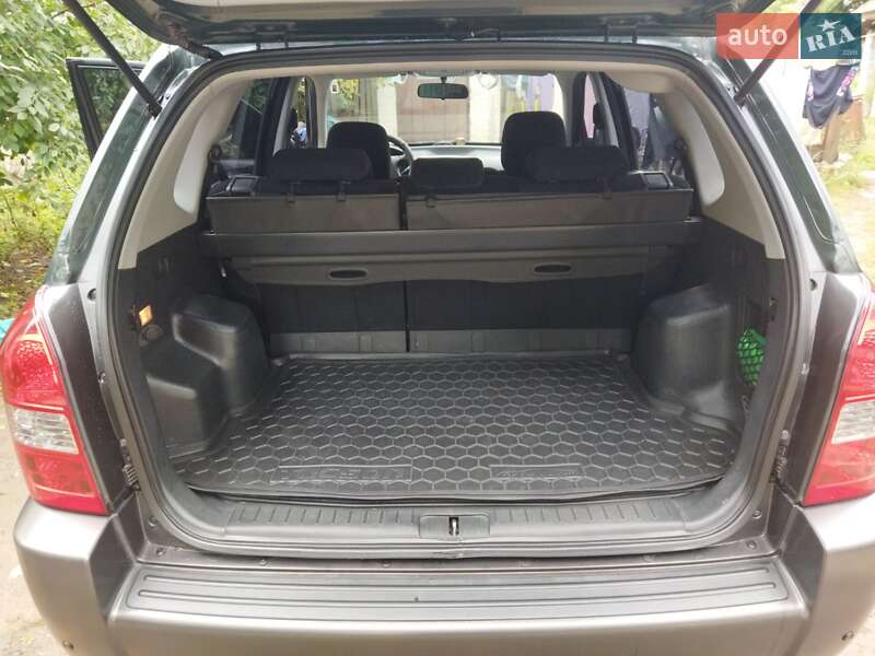 Внедорожник / Кроссовер Hyundai Tucson 2008 в Умани фото 9 Внедорожник / Кроссовер Hyundai Tucson 2008 в Умани