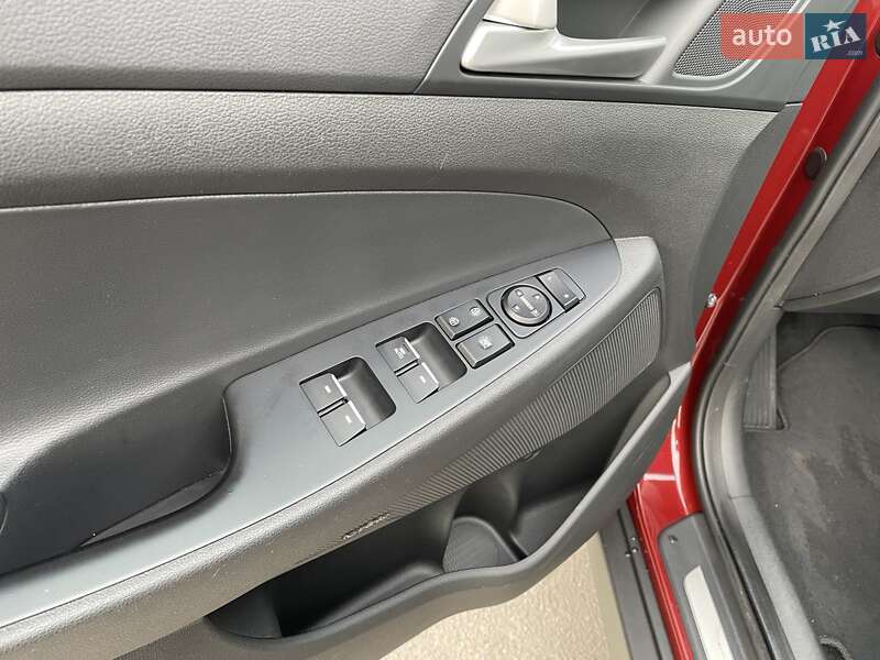 Внедорожник / Кроссовер Hyundai Tucson 2018 в Владимире