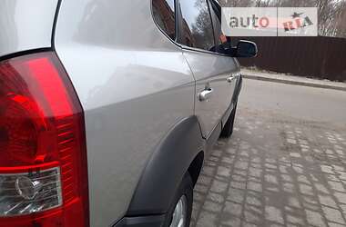 Внедорожник / Кроссовер Hyundai Tucson 2008 в 