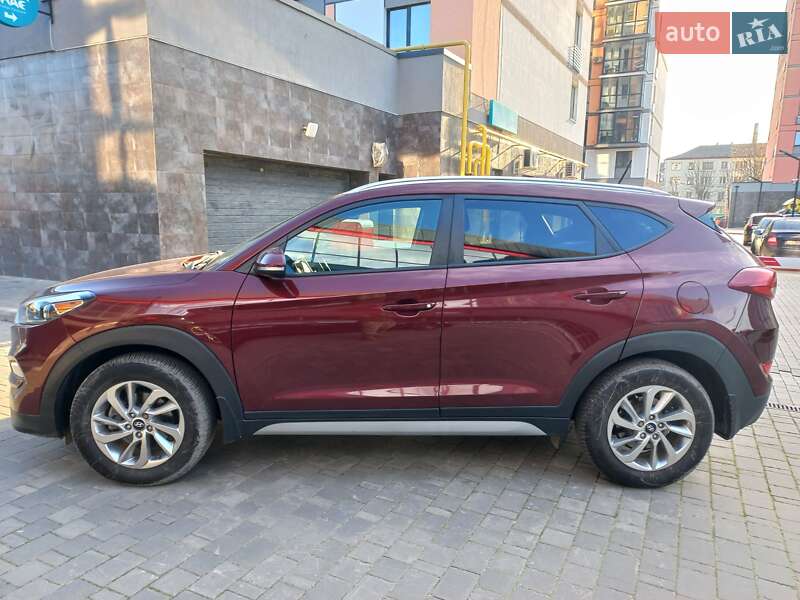 Позашляховик / Кросовер Hyundai Tucson 2017 в Полтаві