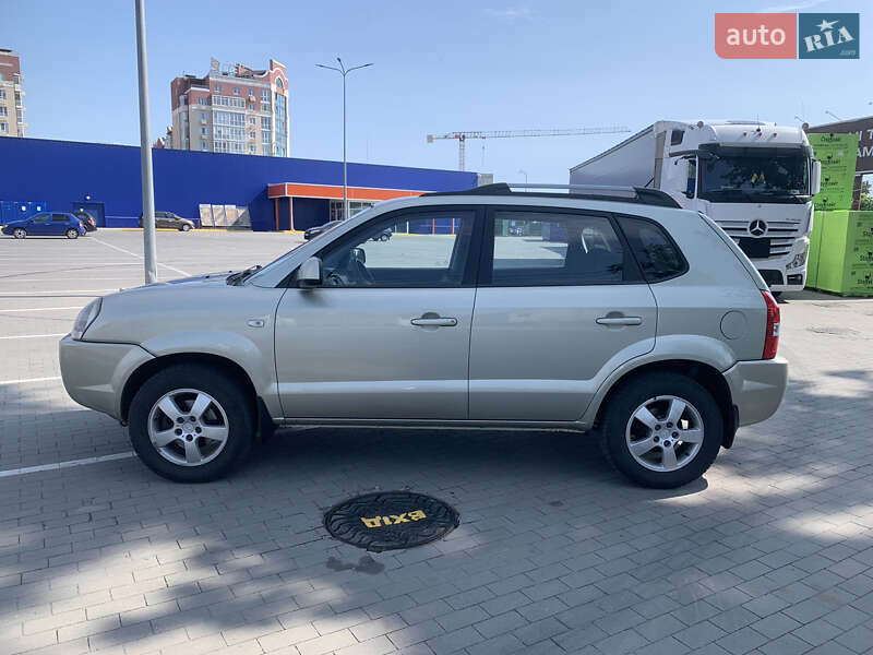 Внедорожник / Кроссовер Hyundai Tucson 2007 в Умани