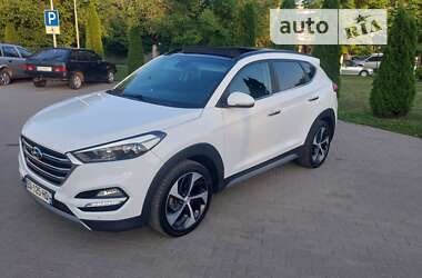 Внедорожник / Кроссовер Hyundai Tucson 2017 в 