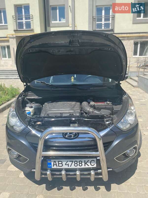 Позашляховик / Кросовер Hyundai Tucson 2010 в Гайсину