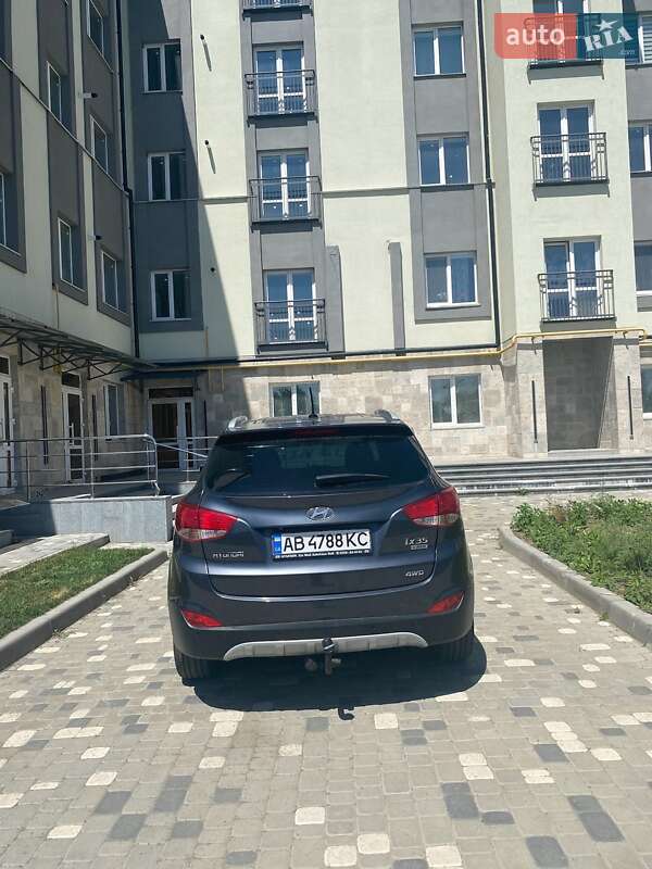 Позашляховик / Кросовер Hyundai Tucson 2010 в Гайсину