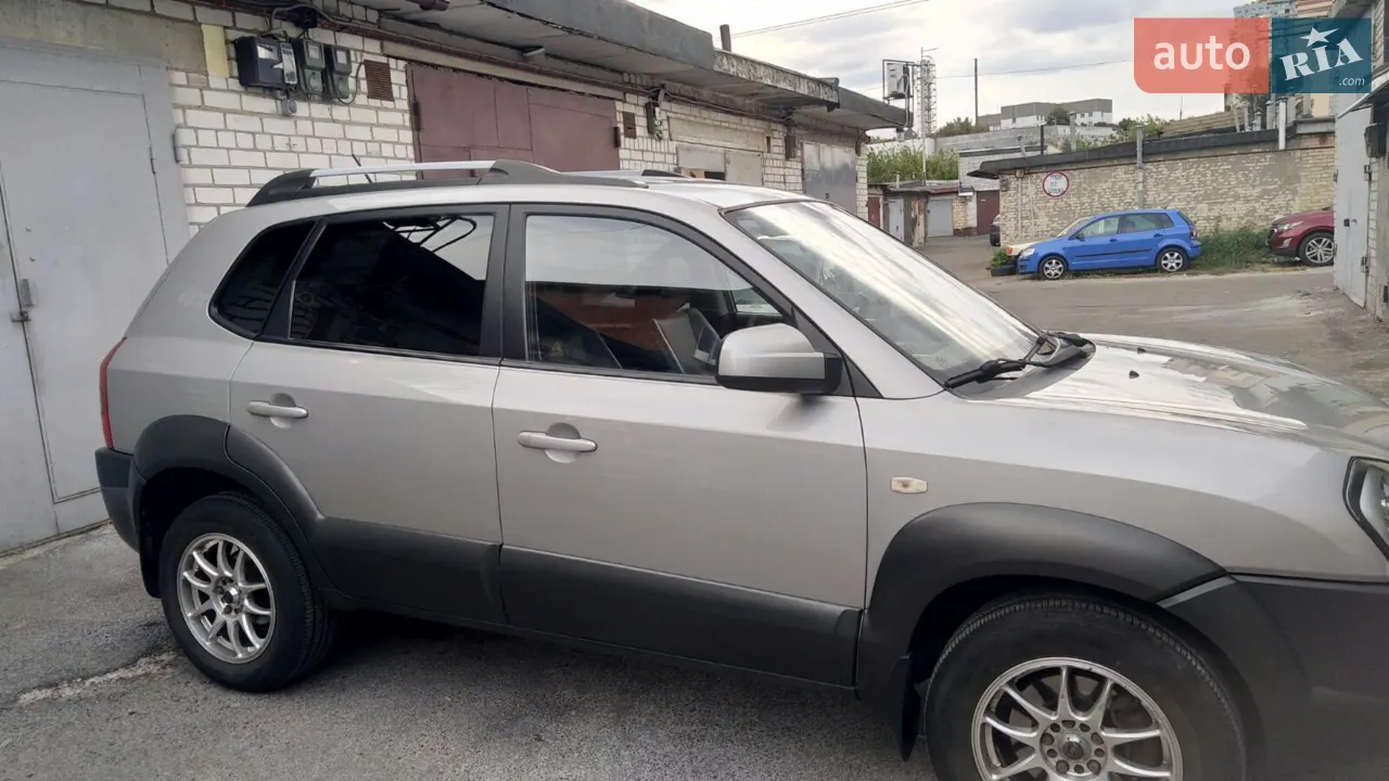 2010 Hyundai Tucson - мініатюра 27