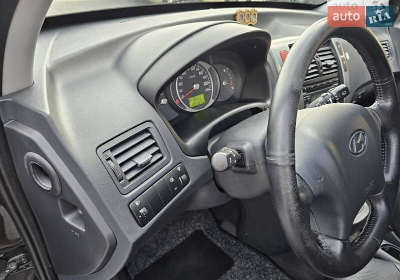 Позашляховик / Кросовер Hyundai Tucson 2009 в Коломиї фото 15 Позашляховик / Кросовер Hyundai Tucson 2009 в Коломиї