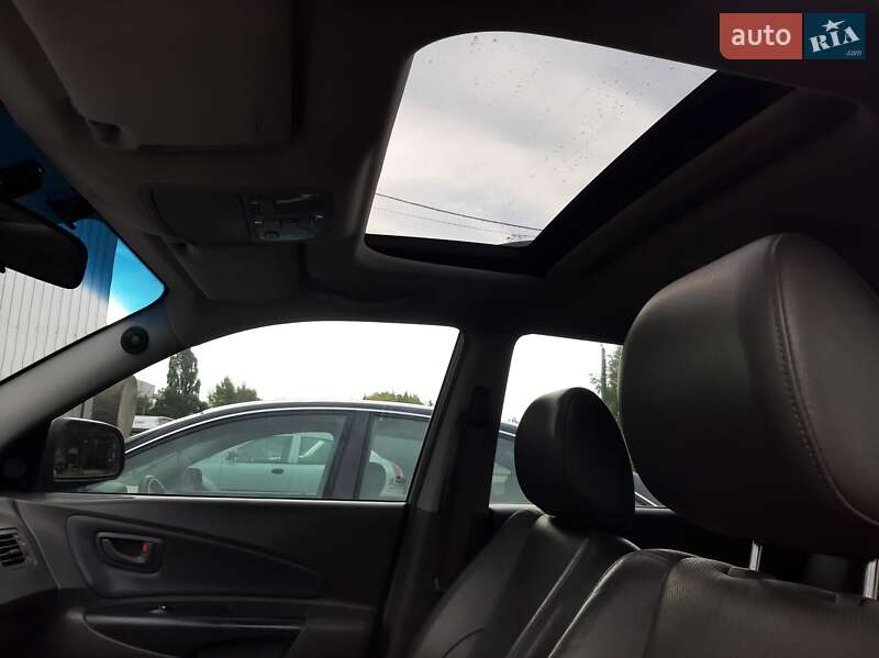 Позашляховик / Кросовер Hyundai Tucson 2006 в Чернігові