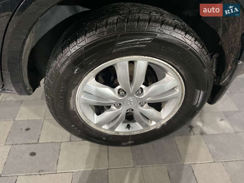 Позашляховик / Кросовер Hyundai Tucson 2009 в Павлограді