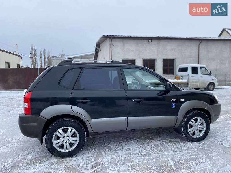 Позашляховик / Кросовер Hyundai Tucson 2006 в Тернополі
