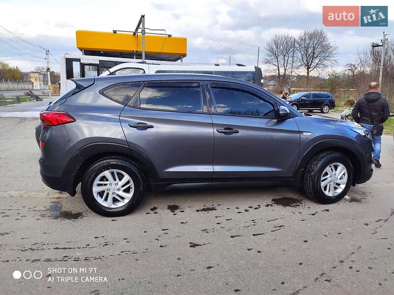 Позашляховик / Кросовер Hyundai Tucson 2019 в Бориславі