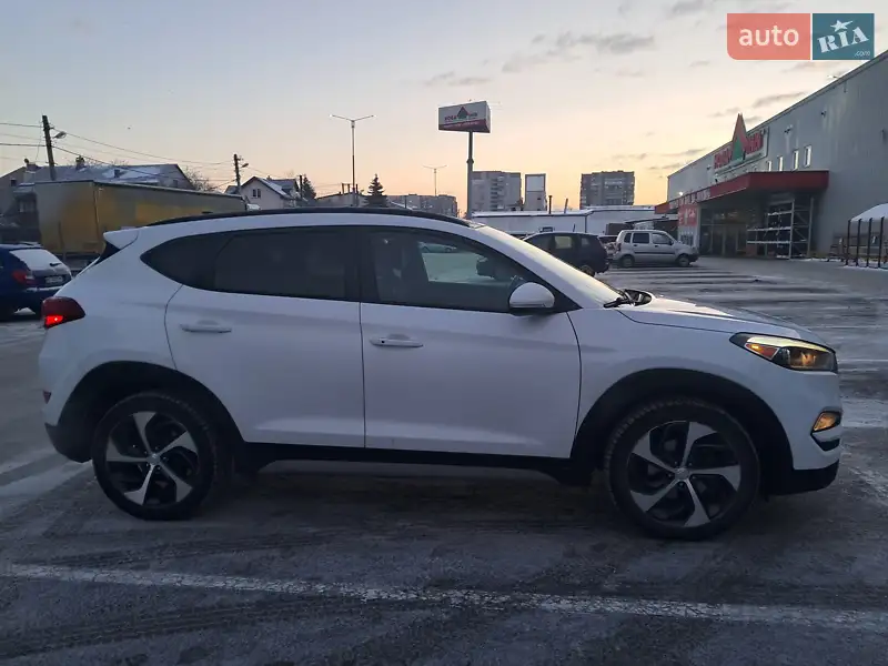 Hyundai Tucson