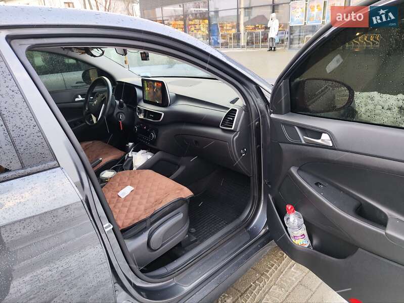Позашляховик / Кросовер Hyundai Tucson 2019 в Бориславі