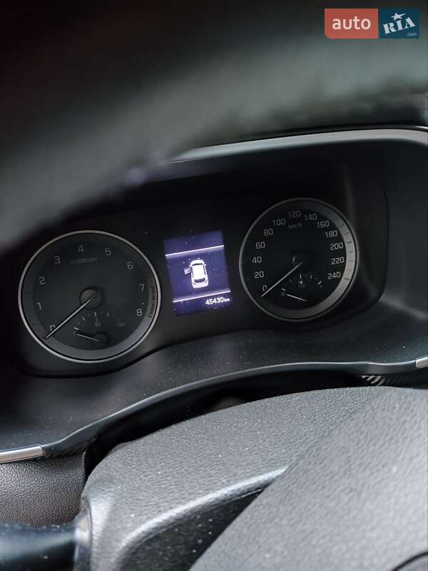 Позашляховик / Кросовер Hyundai Tucson 2019 в Бориславі