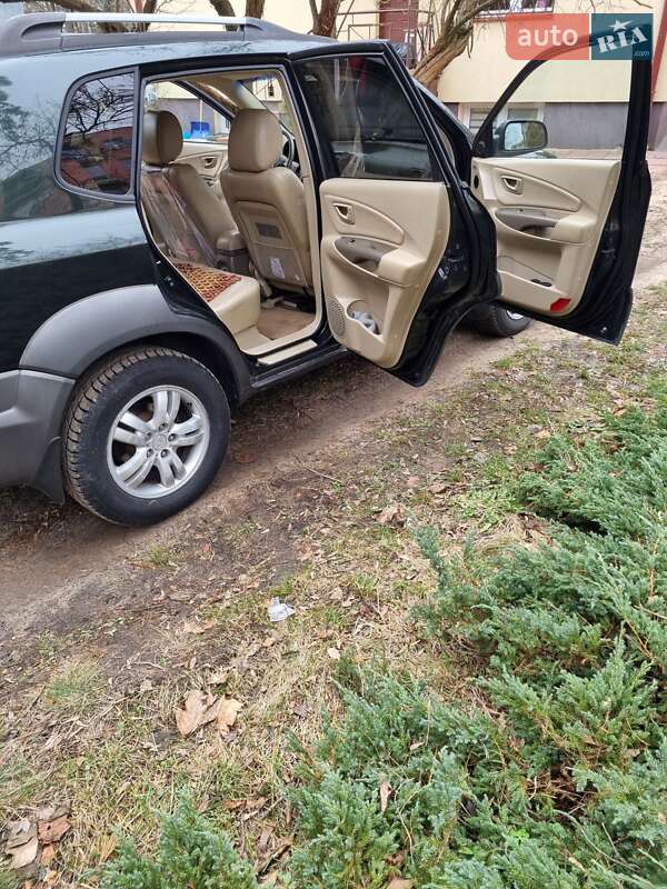 Внедорожник / Кроссовер Hyundai Tucson 2005 в Львове фото 60 Внедорожник / Кроссовер Hyundai Tucson 2005 в Львове