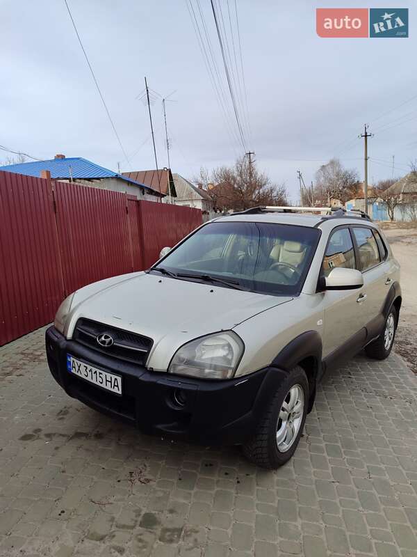 Позашляховик / Кросовер Hyundai Tucson 2007 в Харкові фото 3 Позашляховик / Кросовер Hyundai Tucson 2007 в Харкові