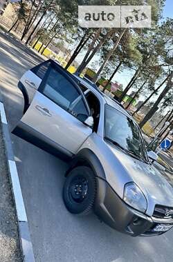 Позашляховик / Кросовер Hyundai Tucson 2006 в Житомирі