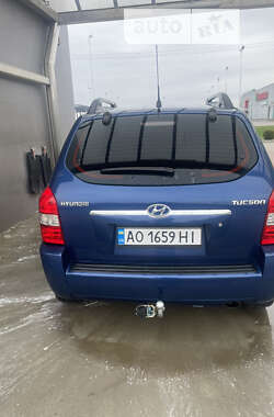 Внедорожник / Кроссовер Hyundai Tucson 2004 в Хусте