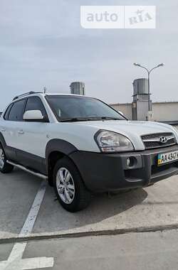 Позашляховик / Кросовер Hyundai Tucson 2012 в Києві