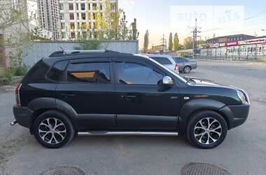 Позашляховик / Кросовер Hyundai Tucson 2006 в Києві