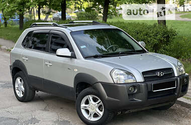 Позашляховик / Кросовер Hyundai Tucson 2006 в Києві