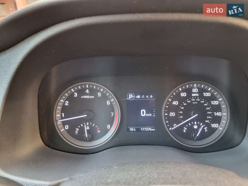 Внедорожник / Кроссовер Hyundai Tucson 2015 в Киеве