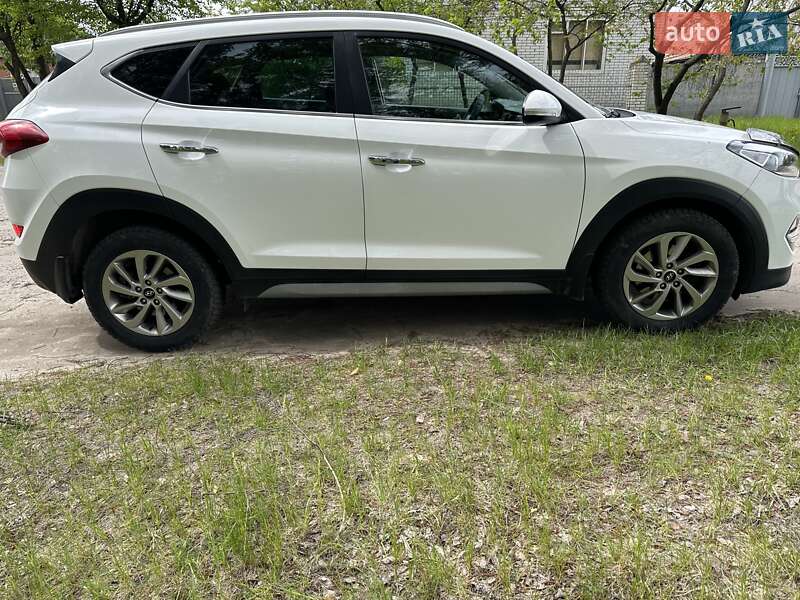 Внедорожник / Кроссовер Hyundai Tucson 2017 в Ахтырке