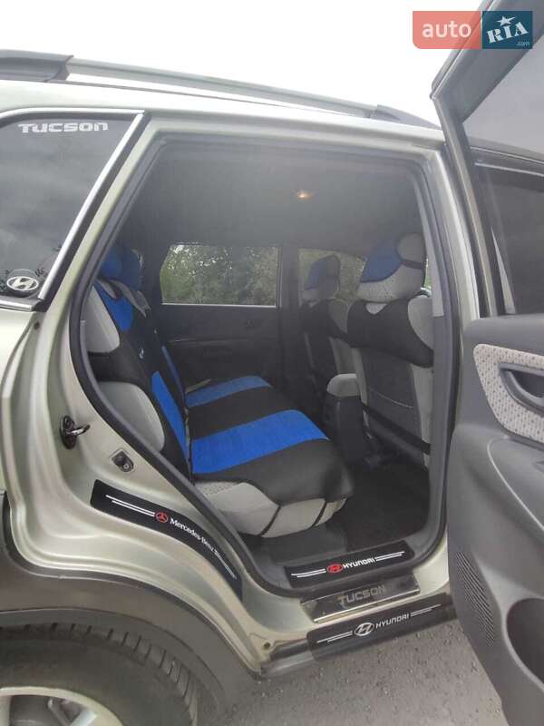 Позашляховик / Кросовер Hyundai Tucson 2005 в Запоріжжі фото 3 Позашляховик / Кросовер Hyundai Tucson 2005 в Запоріжжі
