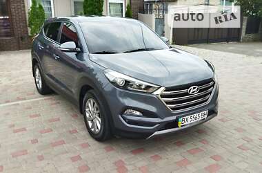 Внедорожник / Кроссовер Hyundai Tucson 2016 в 