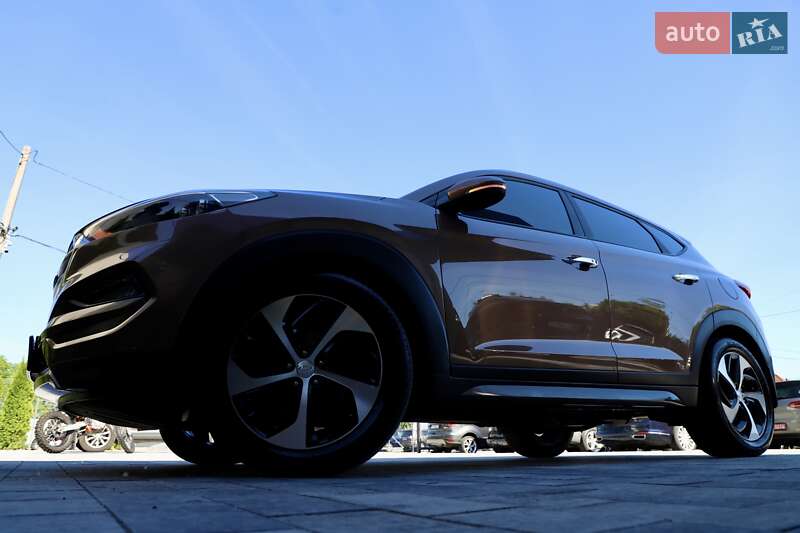 Позашляховик / Кросовер Hyundai Tucson 2016 в Дрогобичі