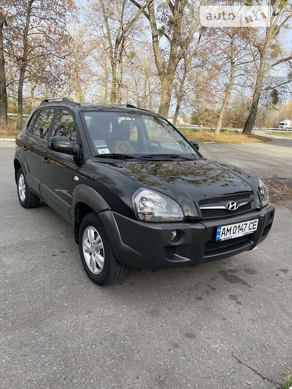 Внедорожник / Кроссовер Hyundai Tucson 2008 в Звягеле