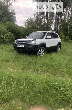 Позашляховик / Кросовер Hyundai Tucson 2011 в Києві