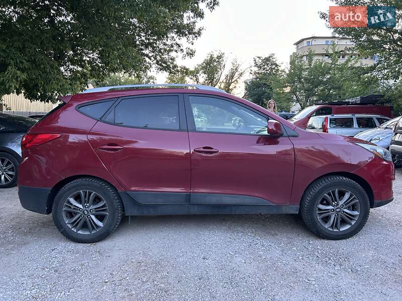 Позашляховик / Кросовер Hyundai Tucson 2014 в Києві