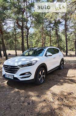 Позашляховик / Кросовер Hyundai Tucson 2016 в Дніпрі