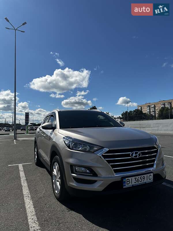 Внедорожник / Кроссовер Hyundai Tucson 2019 в Полтаве