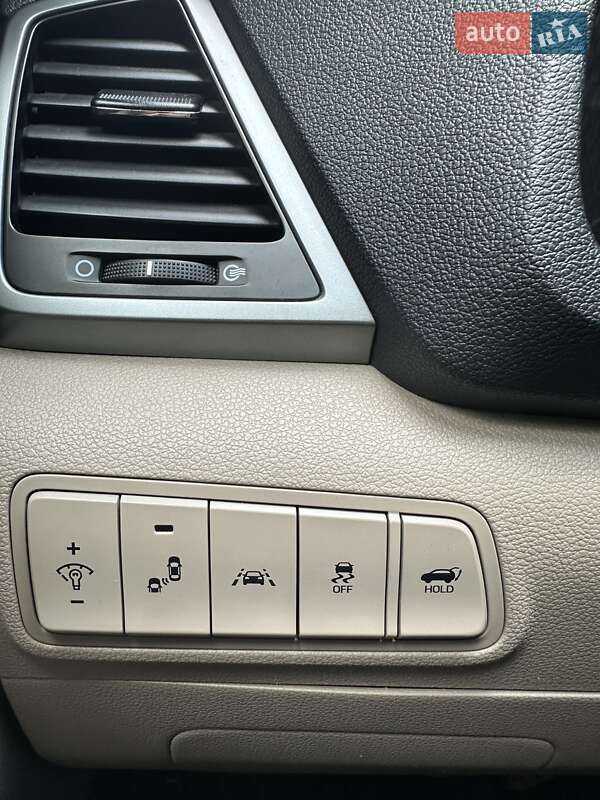 Позашляховик / Кросовер Hyundai Tucson 2015 в Дніпрі