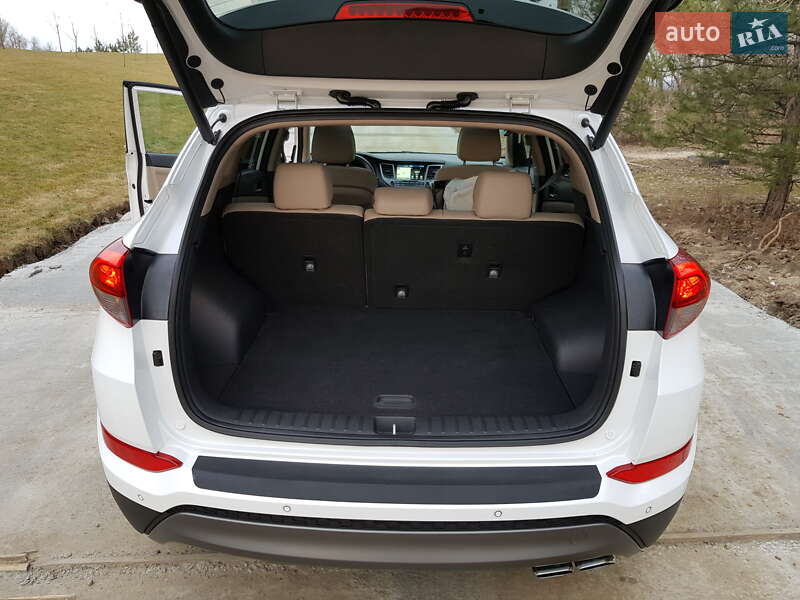 Позашляховик / Кросовер Hyundai Tucson 2015 в Дніпрі