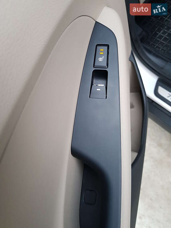 Позашляховик / Кросовер Hyundai Tucson 2015 в Дніпрі