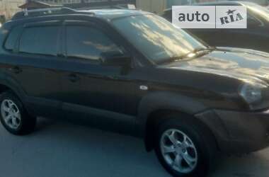 Позашляховик / Кросовер Hyundai Tucson 2009 в Броварах