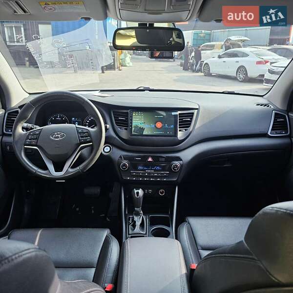 Позашляховик / Кросовер Hyundai Tucson 2015 в Тульчині
