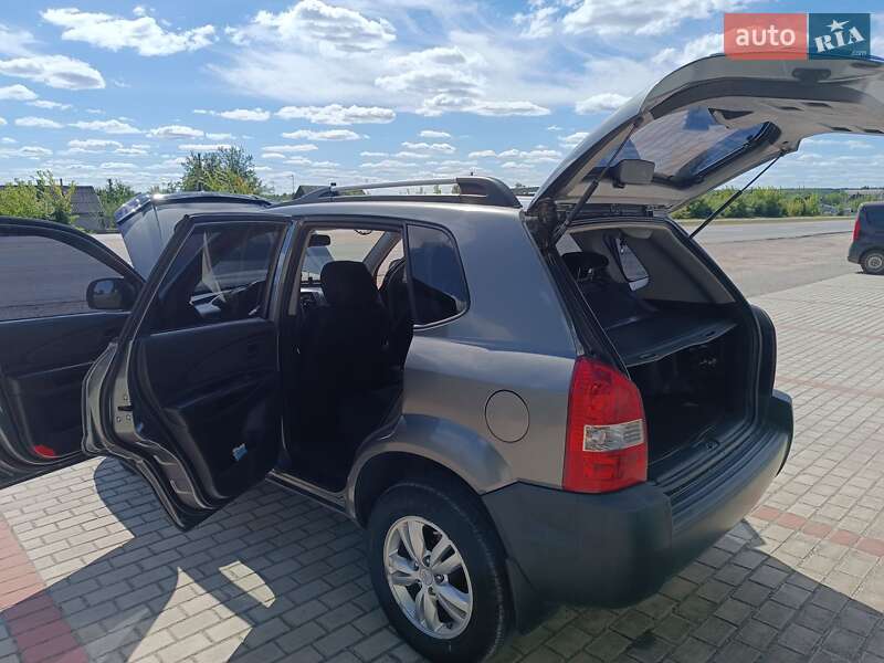 Внедорожник / Кроссовер Hyundai Tucson 2011 в Житомире