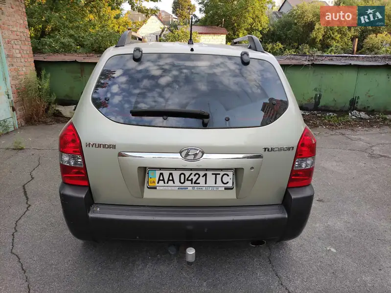Позашляховик / Кросовер Hyundai Tucson 2007 в 