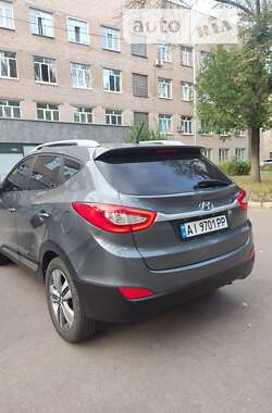 Внедорожник / Кроссовер Hyundai Tucson 2014 в 