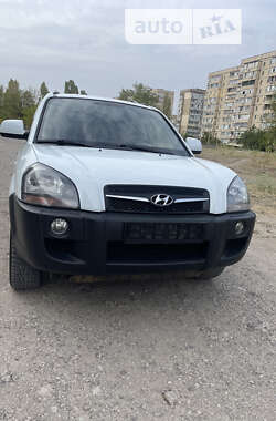 Внедорожник / Кроссовер Hyundai Tucson 2011 в Каменском