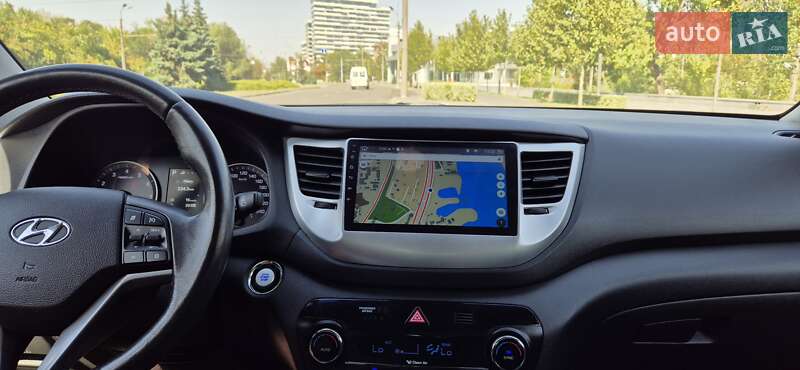 Внедорожник / Кроссовер Hyundai Tucson 2016 в Днепре фото 14 Внедорожник / Кроссовер Hyundai Tucson 2016 в Днепре