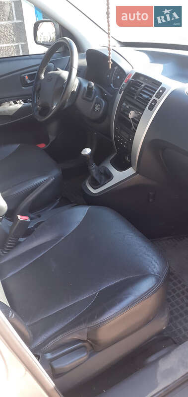 Позашляховик / Кросовер Hyundai Tucson 2007 в Межовій