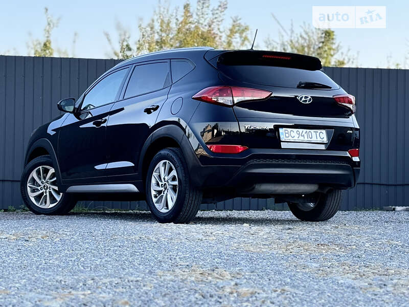 Позашляховик / Кросовер Hyundai Tucson 2016 в Самборі