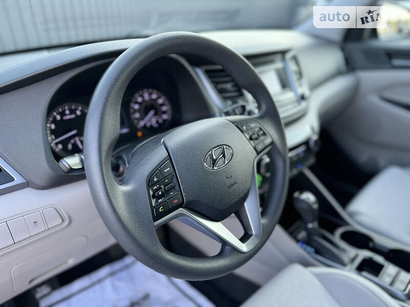 Позашляховик / Кросовер Hyundai Tucson 2016 в Самборі