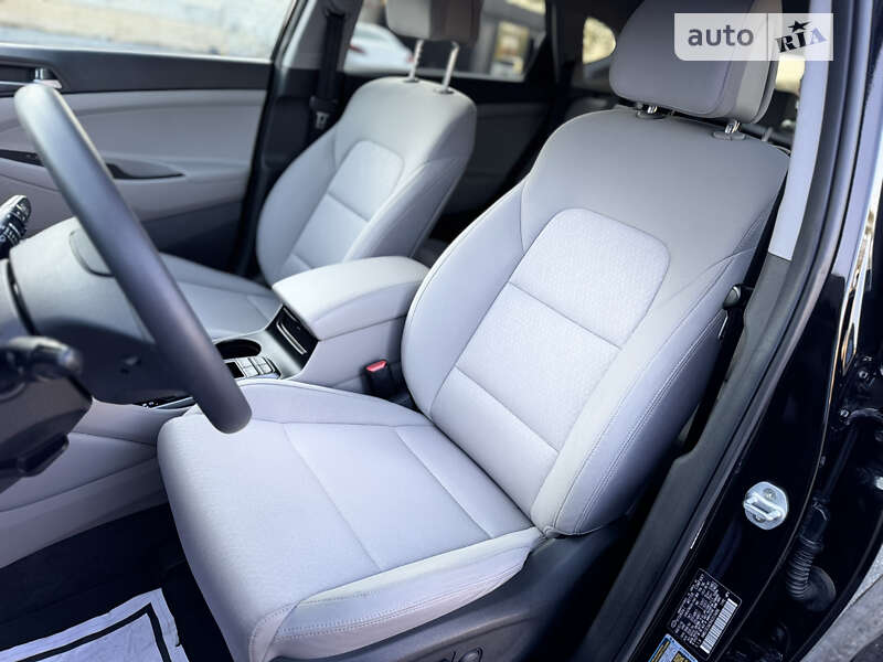 Позашляховик / Кросовер Hyundai Tucson 2016 в Самборі