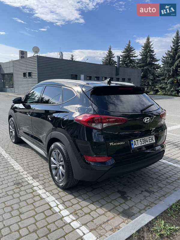 Позашляховик / Кросовер Hyundai Tucson 2017 в Івано-Франківську